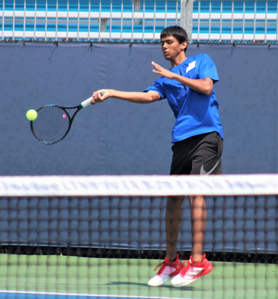 Springboro junior Rishi Dore has qualified for state twice and looks to make it for a third time as the Centerville sectional's top seed.