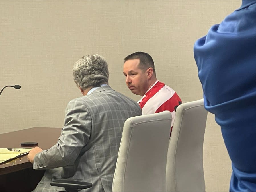 Steven Vicario speaks with his attorney in court. (NBC4 Photo/Jackie Gillis)