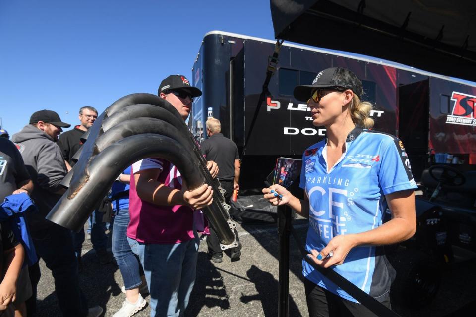 nhra leah pruett top fuel dragster