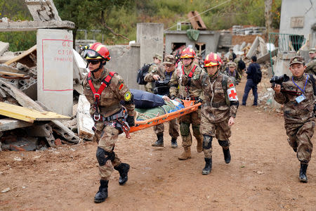 U.S. Army and China's People's Liberation Army (PLA) military personnel take part in an exercise of "Disaster Management Exchange" near Nanjing, Jiangsu province, China November 17, 2018. REUTERS/Aly Song