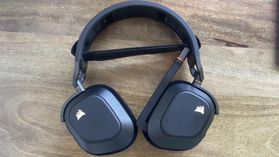 Corsair HS80 Wireless