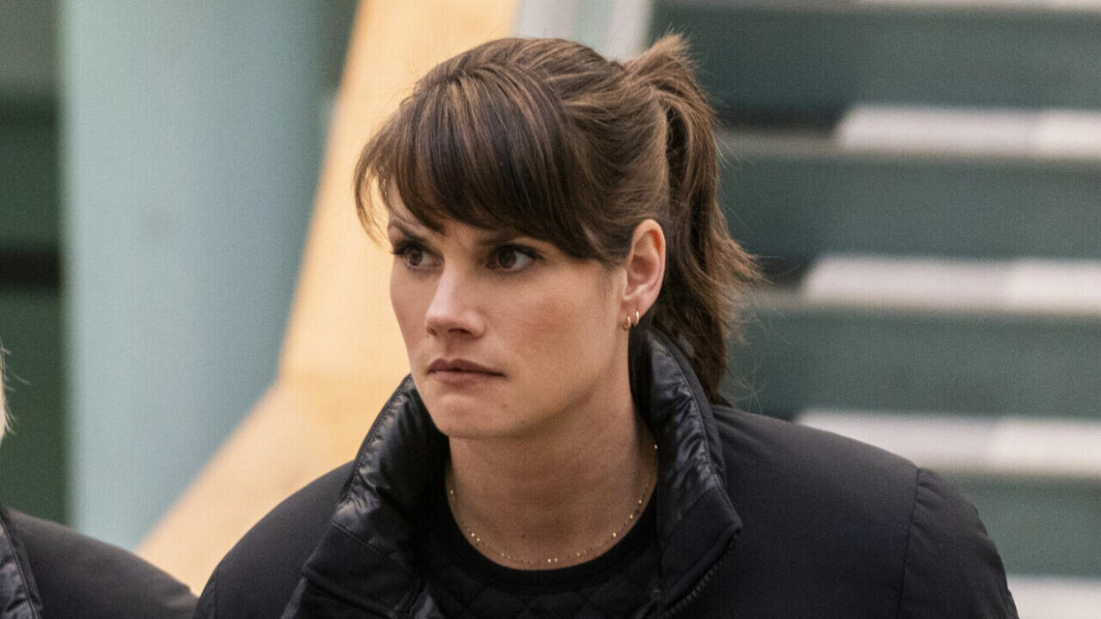  Missy Peregrym as Maggie Bell in FBI Season 6x06. 