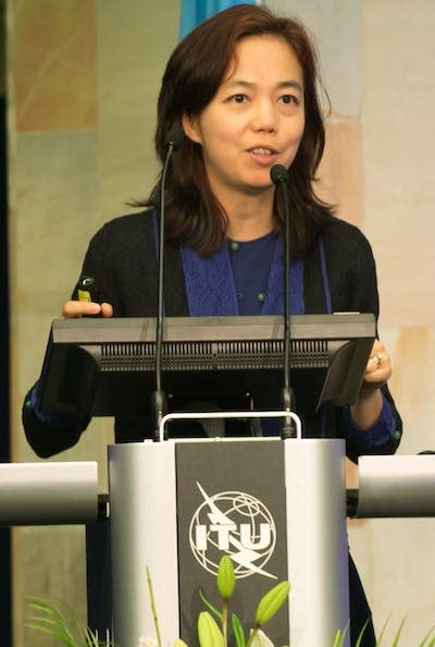 Fei-Fei Li at AI for Good Global Summit, Geneva, June 2017. <a href="https://commons.wikimedia.org/wiki/File:Fei-Fei_Li_at_AI_for_Good_2017.jpg" rel="nofollow noopener" target="_blank" data-ylk="slk:ITU Pictures, via Wikimedia Commons;elm:context_link;itc:0;sec:content-canvas" class="link ">ITU Pictures, via Wikimedia Commons</a>, <a href="http://creativecommons.org/licenses/by/4.0/" rel="nofollow noopener" target="_blank" data-ylk="slk:CC BY;elm:context_link;itc:0;sec:content-canvas" class="link ">CC BY</a>