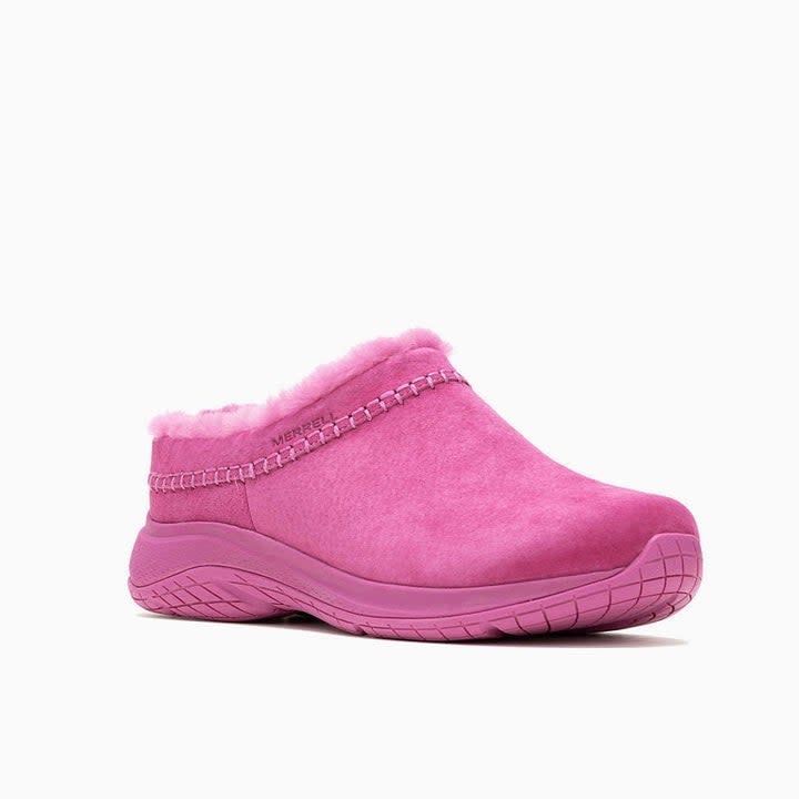 Shoes in fuchsia