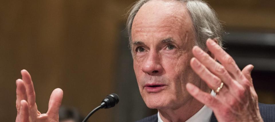 This sitting member of the Senate Finance Committee just made a bet against the US stock market by buying an inverse Nasdaq ETF — here's why a government watchdog is calling him out for it