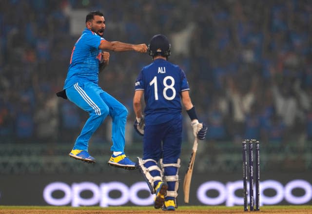 India v England LIVE: Cricket World Cup result and reaction as defending  champions beaten by 100 runs - Yahoo Sports