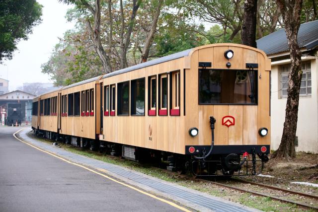 阿里山小火車總整理】阿里山怎麼玩？車站路線、森林步道、賞櫻季必去 