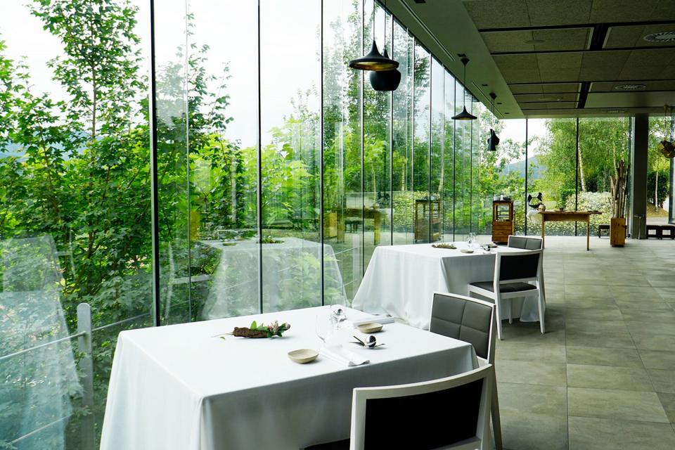 Interior of the dining room at Azurmendi