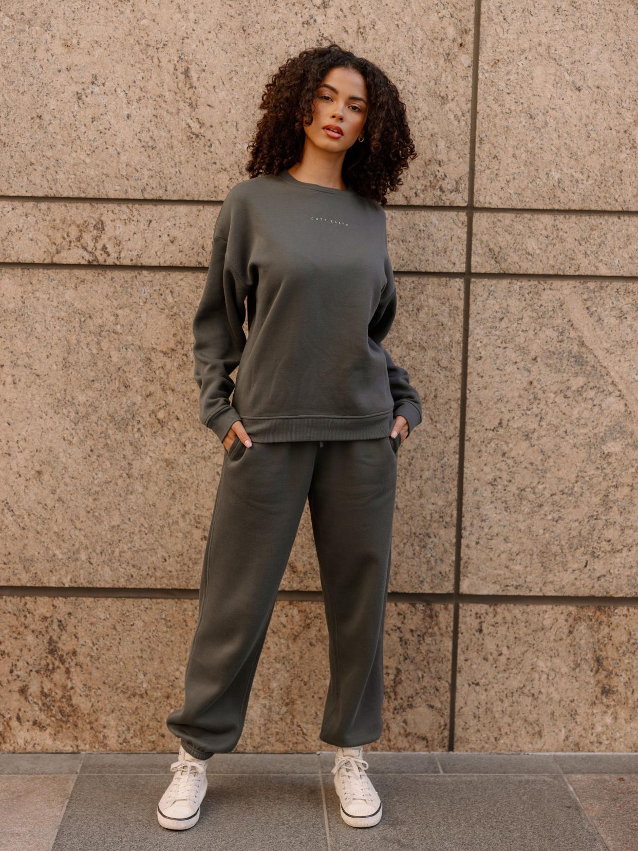 <p><a href="https://go.redirectingat.com?id=74968X1596630&url=https%3A%2F%2Fcozyearth.com%2Fproducts%2Fwomens-cityscape-crewneck-sweatpant-set&sref=https%3A%2F%2Fwww.cosmopolitan.com%2Fstyle-beauty%2Ffashion%2Fa61546623%2Fhow-to-style-sweatpants%2F" rel="nofollow noopener" target="_blank" data-ylk="slk:Shop Now;elm:context_link;itc:0;sec:content-canvas" class="link rapid-noclick-resp">Shop Now</a></p><p>CityScape Crewneck & Sweatpant Set</p><p>Cozy Earth</p><p>$310.00</p>