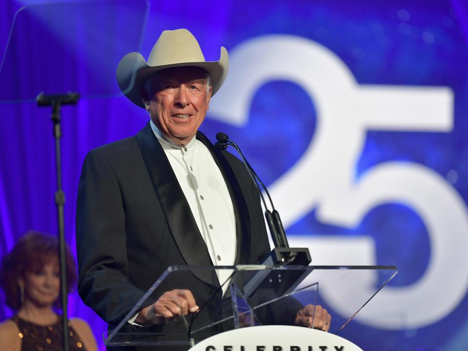 PHOENIX, AZ - MARCH 23: Foster Friess speaks onstage during Celebrity Fight Night XXV on March 23, 2019 in Phoenix, Arizona. (Photo by Amy Sussman/Getty Images for Celebrity Fight Night)