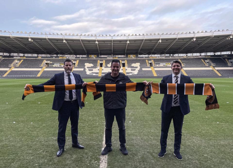 Hull City owner Acun Ilicali (centre) outlined his ambitions on Friday (Simon Peach/PA) (PA Wire)