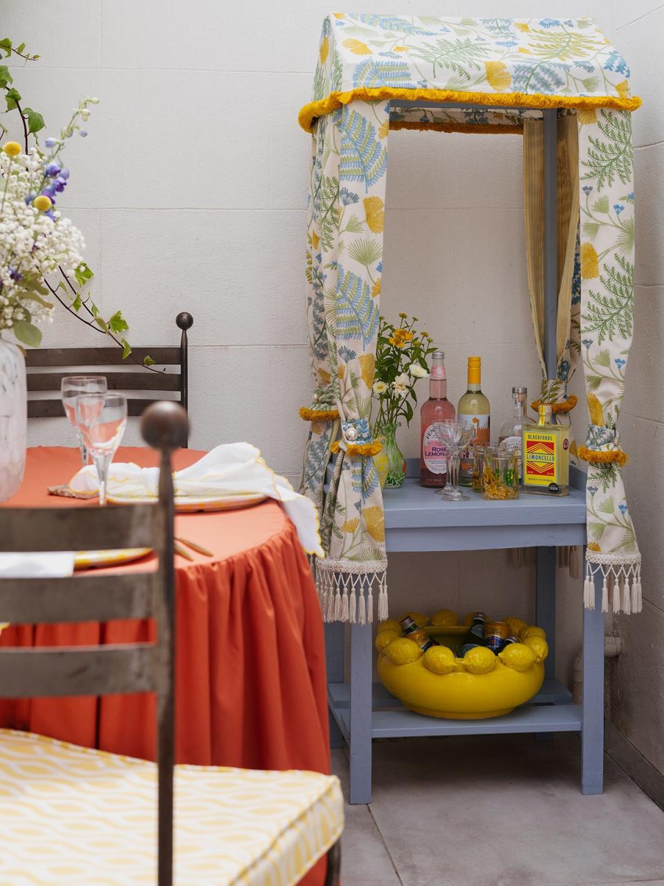 red table cloth