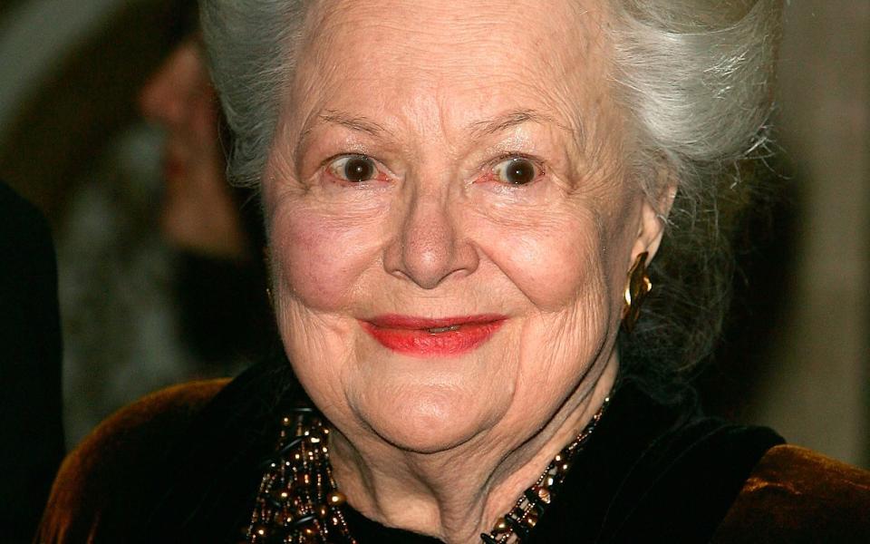 2017 wurde britischstämmige Hollywood-Legende von Queen Elizabeth geadelt: Am 1. Juli feierte Dame Olivia de Havilland noch ihren 104. Geburtstag, lange Zeit war sie älteste noch lebende Oscarpreisträgerin. Ihren Lebensabend verbrachte sie in Paris, wo sie am 25. Juli eines natürlichen Todes verstarb. (Bild: Pascal Le Segretain/Getty Images)