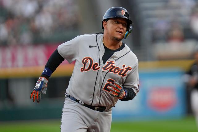 Miguel Cabrera leads Detroit Tigers to 10-0 win over White Sox with  four-hit performance