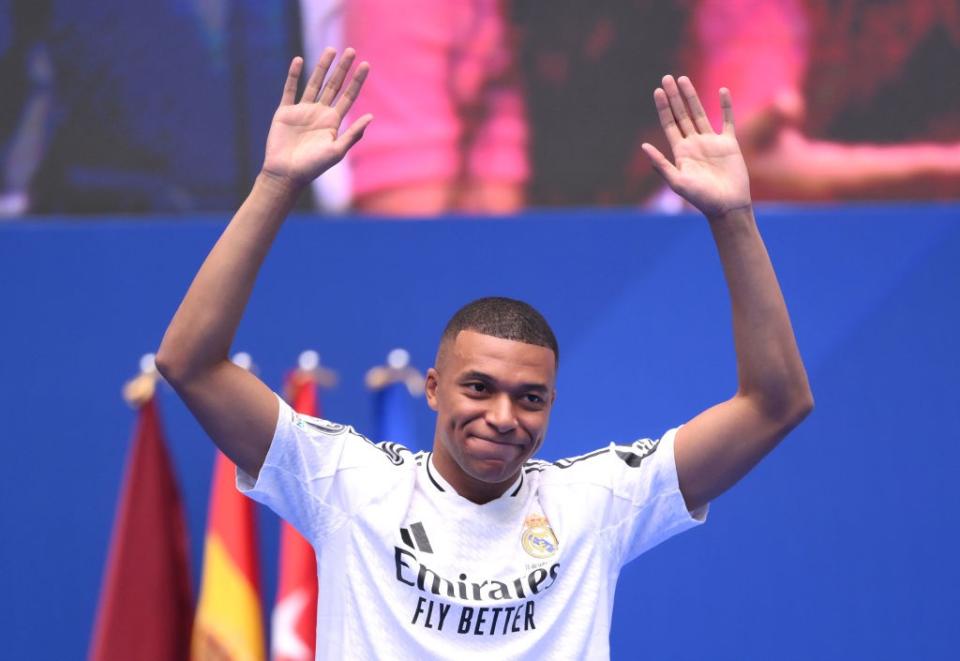 Real-Madrid-Unveils-New-Signing-Kylian-Mbappe-1721136505.jpg