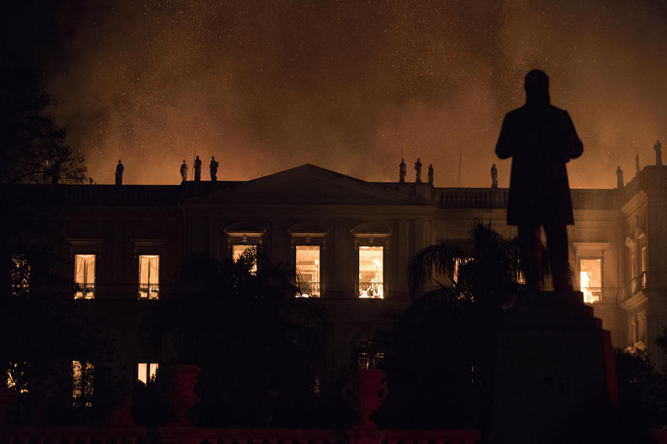 Flames engulf the 200-year-old National Museum of Brazil, in Rio de Janeiro, Sunday, Sept. 2, 2018. According to its website, the museum has thousands of items related to the history of Brazil and other countries. The museum is part of the Federal University of Rio de Janeiro (AP Photo/Leo Correa)