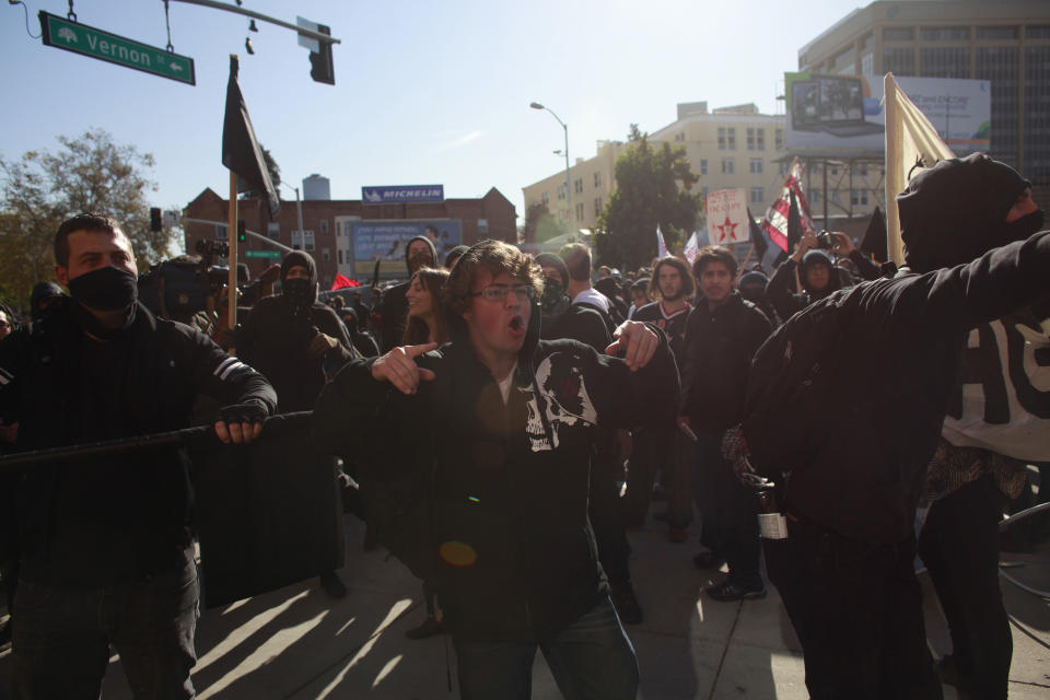 Occupy Oakland Calls For General Strike