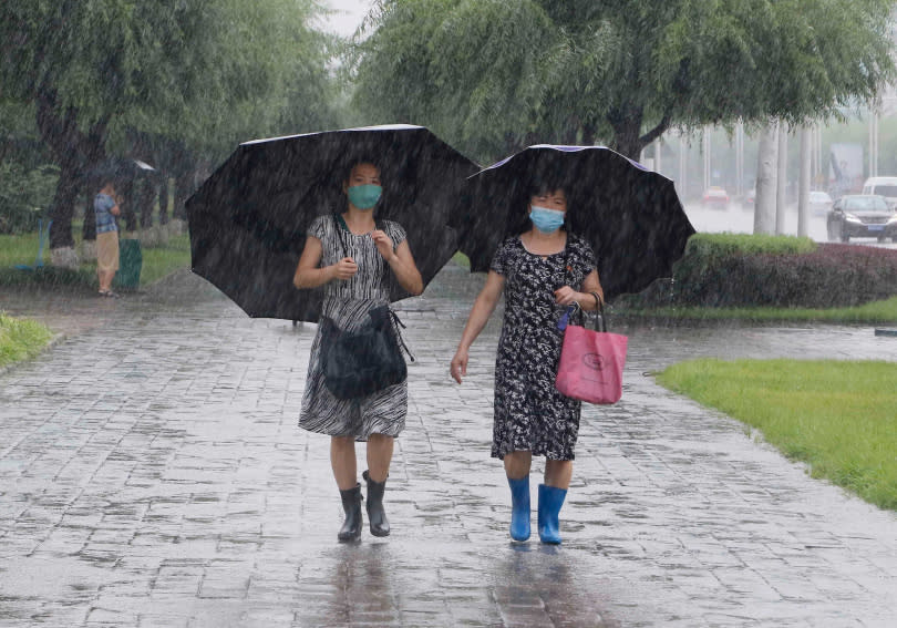 北韓連日來降下逼近年均雨量的集中性暴雨。（圖／美聯社）