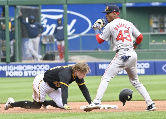MLB: Boston Red Sox defeat Pittsburgh Pirates