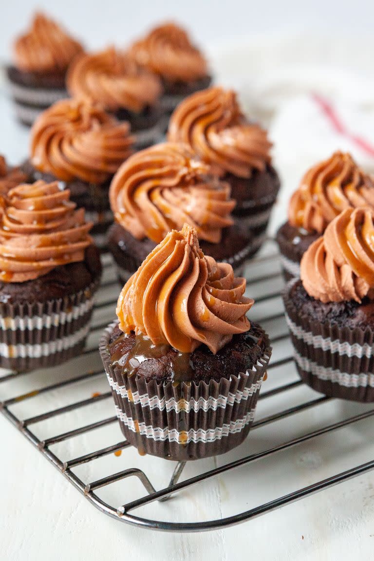 <p>The Devil's Food cake mix in these super-moist cupcakes would make anyone turn to the dark side.</p><p><em><a href="https://www.thepioneerwoman.com/food-cooking/recipes/a98876/caramel-macchiato-cupcakes/" rel="nofollow noopener" target="_blank" data-ylk="slk:Get the recipe from The Pioneer Woman »;elm:context_link;itc:0;sec:content-canvas" class="link ">Get the recipe from The Pioneer Woman »</a></em></p>