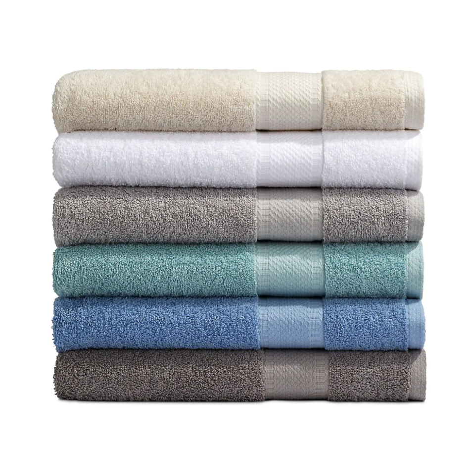 Distinctly Home The Verona 6-Piece Towel Bundle (photo via The Bay)