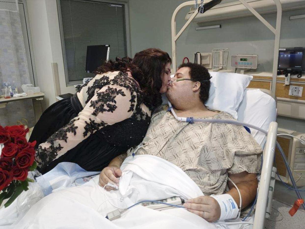 Couple gets married in icu