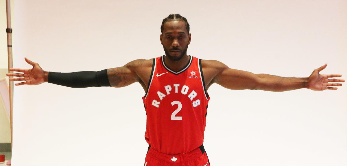 Toronto Raptors NBA Kawhi Leonard Name and Number Tee