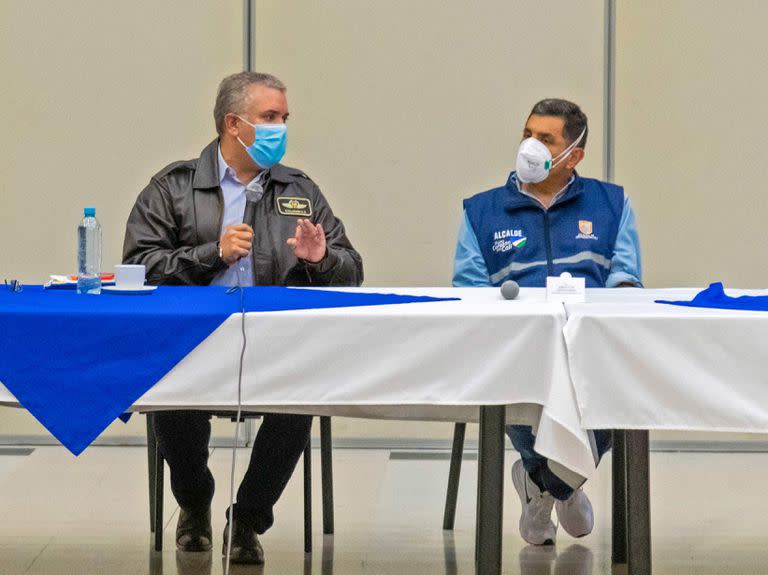 Duque, hoy en Cali, junto al alcalde a la ciudad, Jorge Ivan Ospina