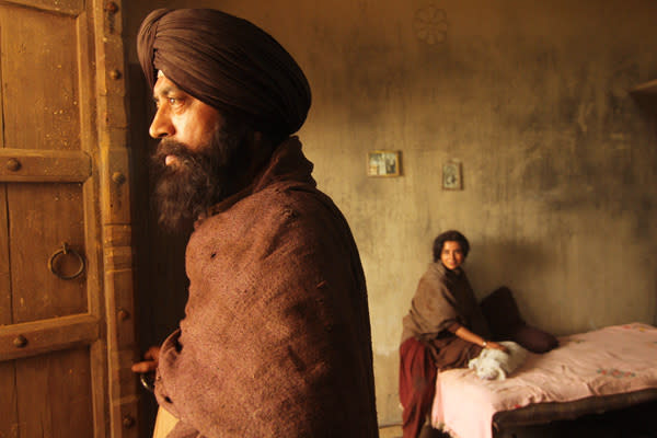 <b>Qissa by Anup Singh</b> Producer: Johannes Rexin, Bettina Brokemper Screenplay: Anup Singh Director of Photography: Sebastian Edschmid editor: Bernd Euscher Music: BéatriceThiriet Co-Producer: Nina Lath Gupta, Bero Beyer, Thierry Lenouvel Cast: Irrfan Khan, Tillotama Shome Set in post-colonial India, Qissa tells the story of Umber Singh, a Sikh, who is forced to flee his village due to ethnic cleansing at the time of Partition in 1947. Umber decides to fight fate, he builds a new home for his family. When Umber marries his youngest child Kanwar to Neeli, a girl of lower caste, the family is faced with the truth of their identities; where individual ambition and destinies collide in a struggle with eternity.