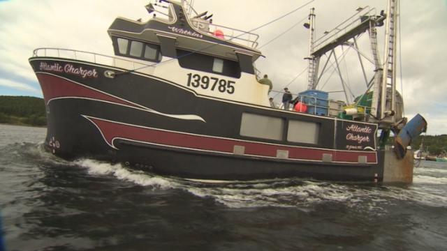 Coast Guard continues to search Atlantic for 3 people from missing fishing  boat 