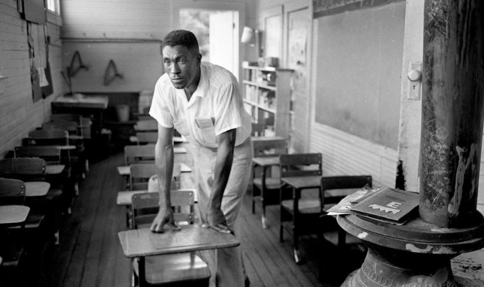 On Sept. 1, 1961, students and parents of Snow Hill School, a Rosenwald Fund School, led a “stay at home” boycott as a result of the poor conditions of their two-room frame schoolhouse three miles west of Warrenton, NC. The school had no running water or bathroom and relied on a single outdoor water pump and outhouse.