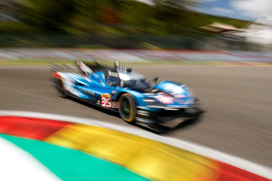 Alpine A424 cornering at Spa-Francorchamps