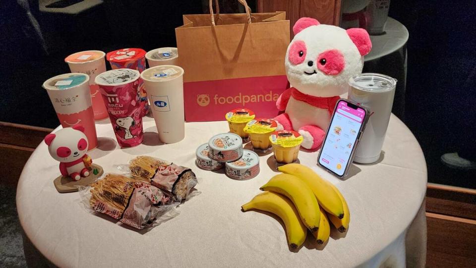 foodpanda列出高雄地區獨特的外送熱門商品。   圖：孫家銘攝