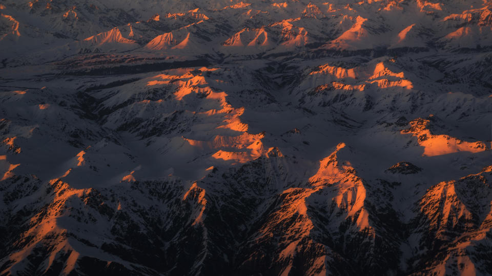 <p>Sonnenuntergang über der Mongolei. (Bild: Christiaan van Heijst/Caters News) </p>