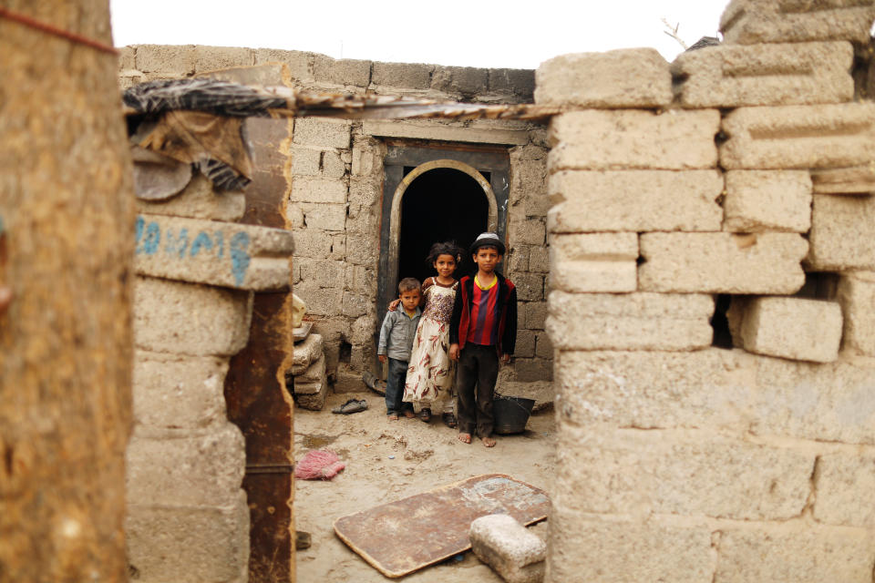 <p>Children displaced from the Red Sea port city of Hodeidah stand in their shelter in Sanaa, Yemen July 18, 2018. (Photo: Khaled Abdullah/Reuters) </p>