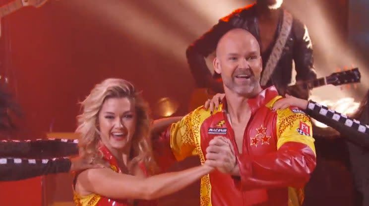 David Ross and Lindsay Arnold dance a Disney-themed jive on 