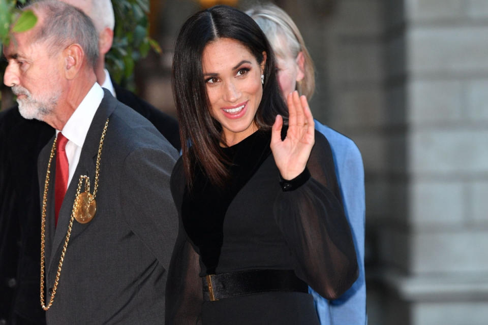 The Duchess arrives (Rex)