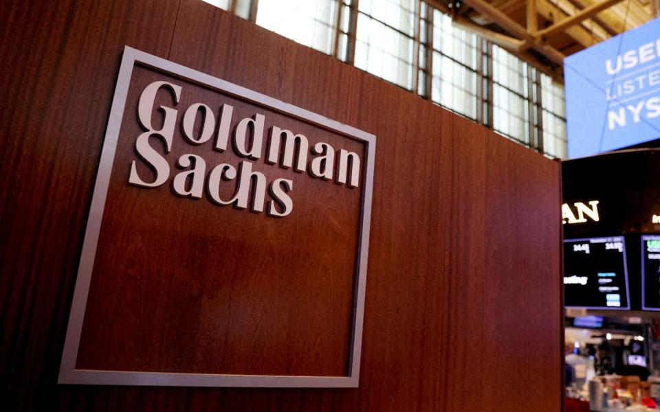 Dealmakers&#39; pay fell hardest at Goldman Sachs in the UK