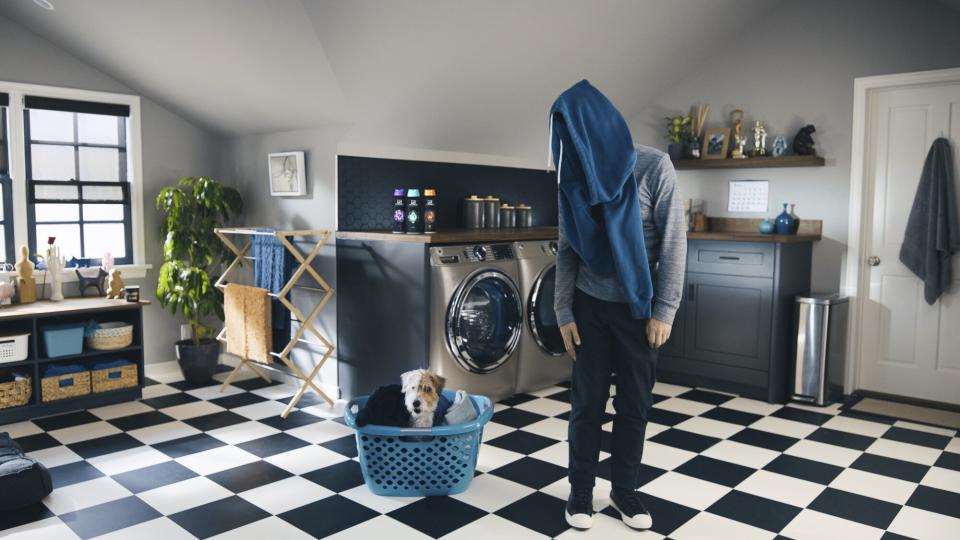 Downy Unstopables Super Bowl Ad To Feature Hidden Celeb: Guess Who?