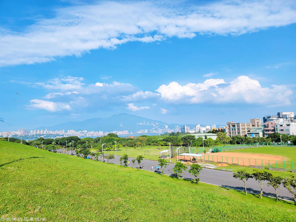 新北｜八里十三行文化公園 兒童遊戲場