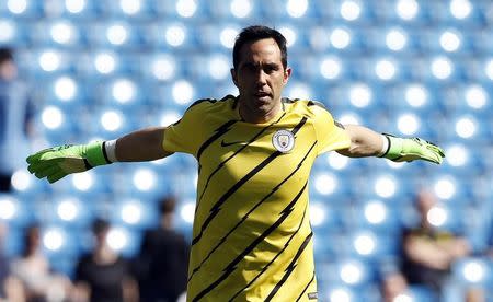 Britain Football Soccer - Manchester City v Hull City - Premier League - Etihad Stadium - 8/4/17 Manchester City's Claudio Bravo before the match Reuters / Andrew Yates Livepic