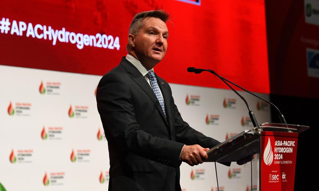 <span>The minister for climate change Chris Bowen at the APAC hydrogen summit in Brisbane. Bowen said the world has committed to ‘monumental investments in hydrogen’ as part of net zero by 2050.</span><span>Photograph: Jono Searle/AAP</span>