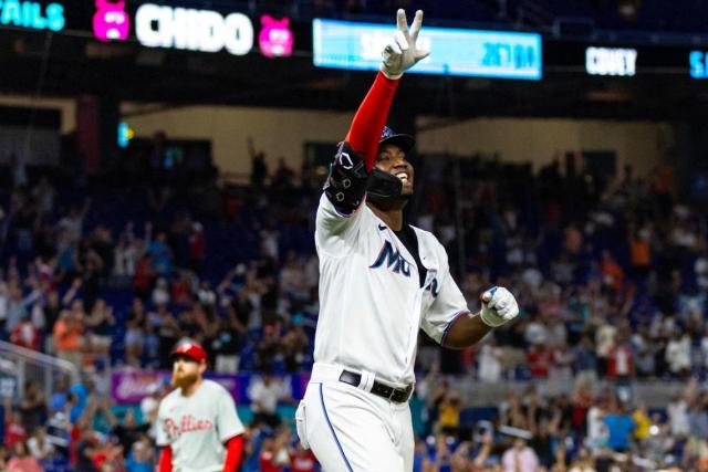 Marlins rally and walk-off Phillies in 12 innings, National Sports