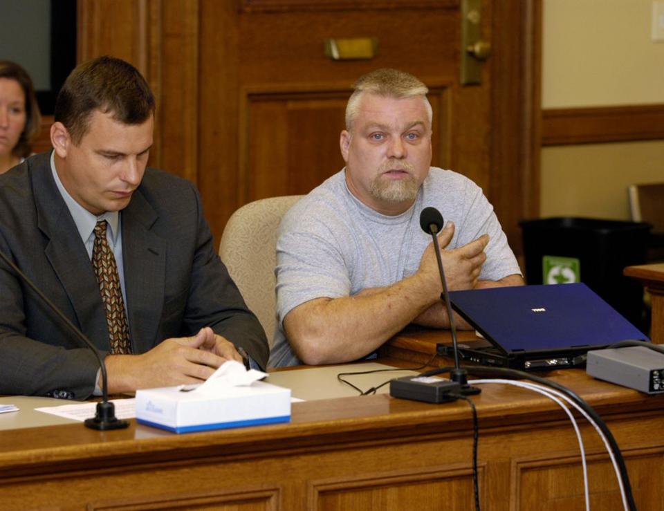 <h1 class="title">MAKING A MURDERER, Steven Avery (right), (Season 1, aired Dec. 18, 2015). ©Netflix / Courtesy:</h1><cite class="credit">©Netflix/Courtesy Everett Collection</cite>