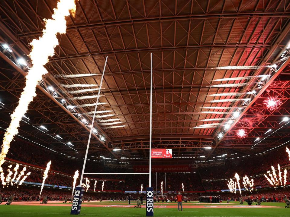 The roof was on for Friday night's clash at the Principality Stadium (Getty)