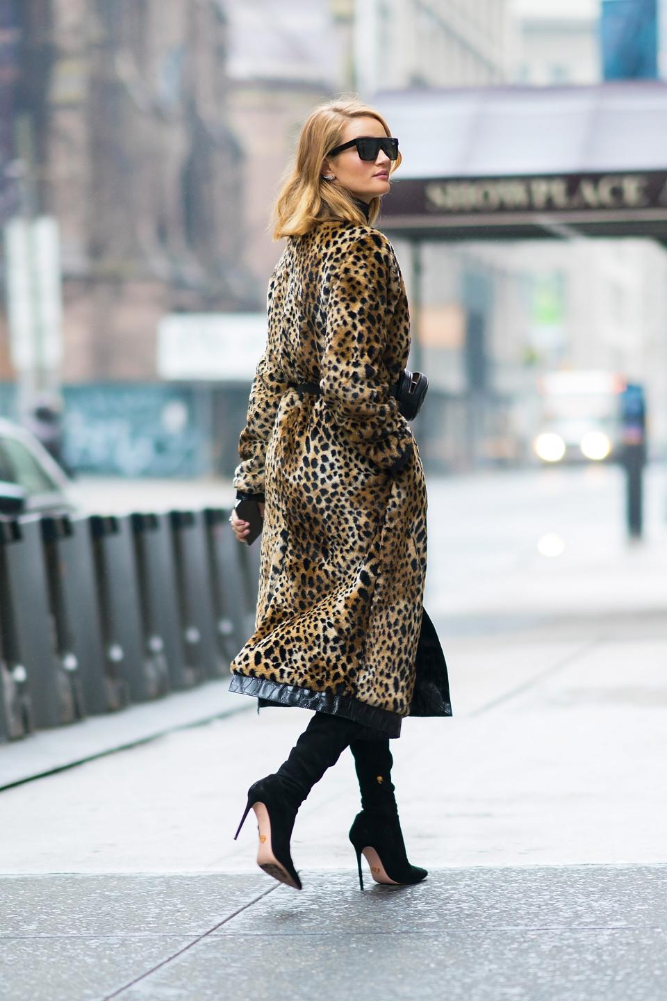 <p>WHO: Rosie Huntington-Whiteley</p> <p>WHAT: Attico coat, Wolford top, Victoria Beckham sunglasses, Gucci bag, Sergio Rossi shoes</p> <p>WHERE: On the street, New York City</p> <p>WHEN: March 29, 2018</p>