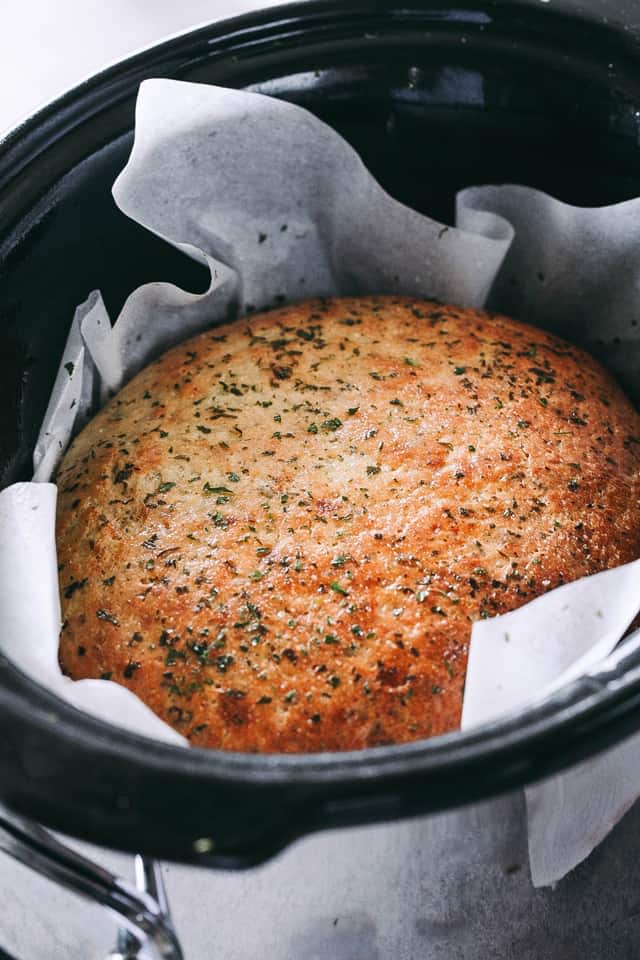 Slow Cooker Basil Pesto Bread