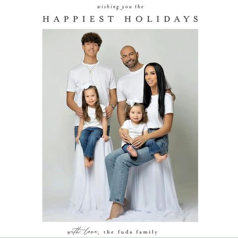 <p>Maria Rogers/@tinyheartsphotography</p> Rachel Fuda's Holiday Card