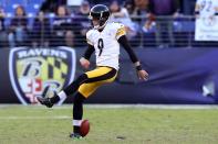 <p>Kicker Chris Boswell #9 of the Pittsburgh Steelers kicks the ball off in the fourth quarter against the Baltimore Ravens at M&T Bank Stadium on November 6, 2016 in Baltimore, Maryland. (Photo by Rob Carr/Getty Images) </p>