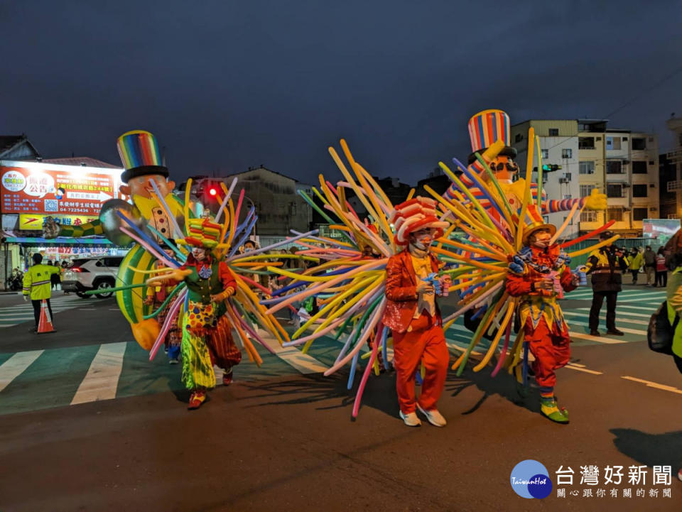 彰化古城踩街國際嘉年華，酷炫！圖／記者鄧富珍翻攝